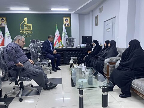 جلسه ریاست محترم ستاد توسعه و بازسازی عتبات عالیات استان کرمانشاه با خادمین خواهر که در ایام نیمه شعبان